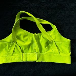 SHEFIT Flex Sports Bra - Medium Impact